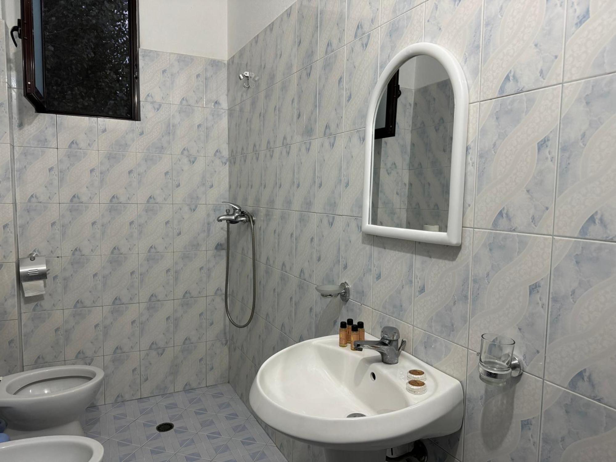 Melas Villa Durrës Zewnętrze zdjęcie