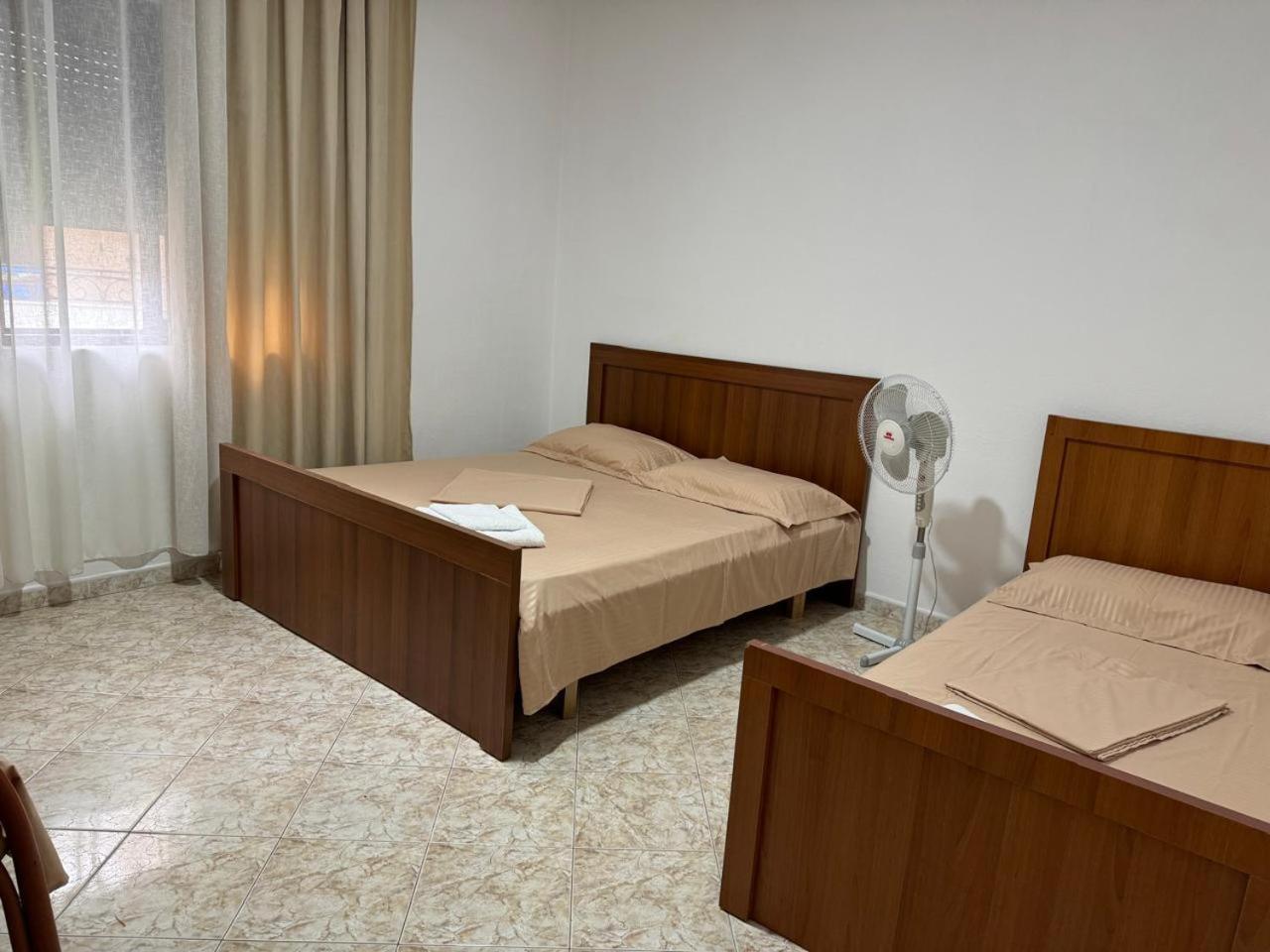 Melas Villa Durrës Zewnętrze zdjęcie