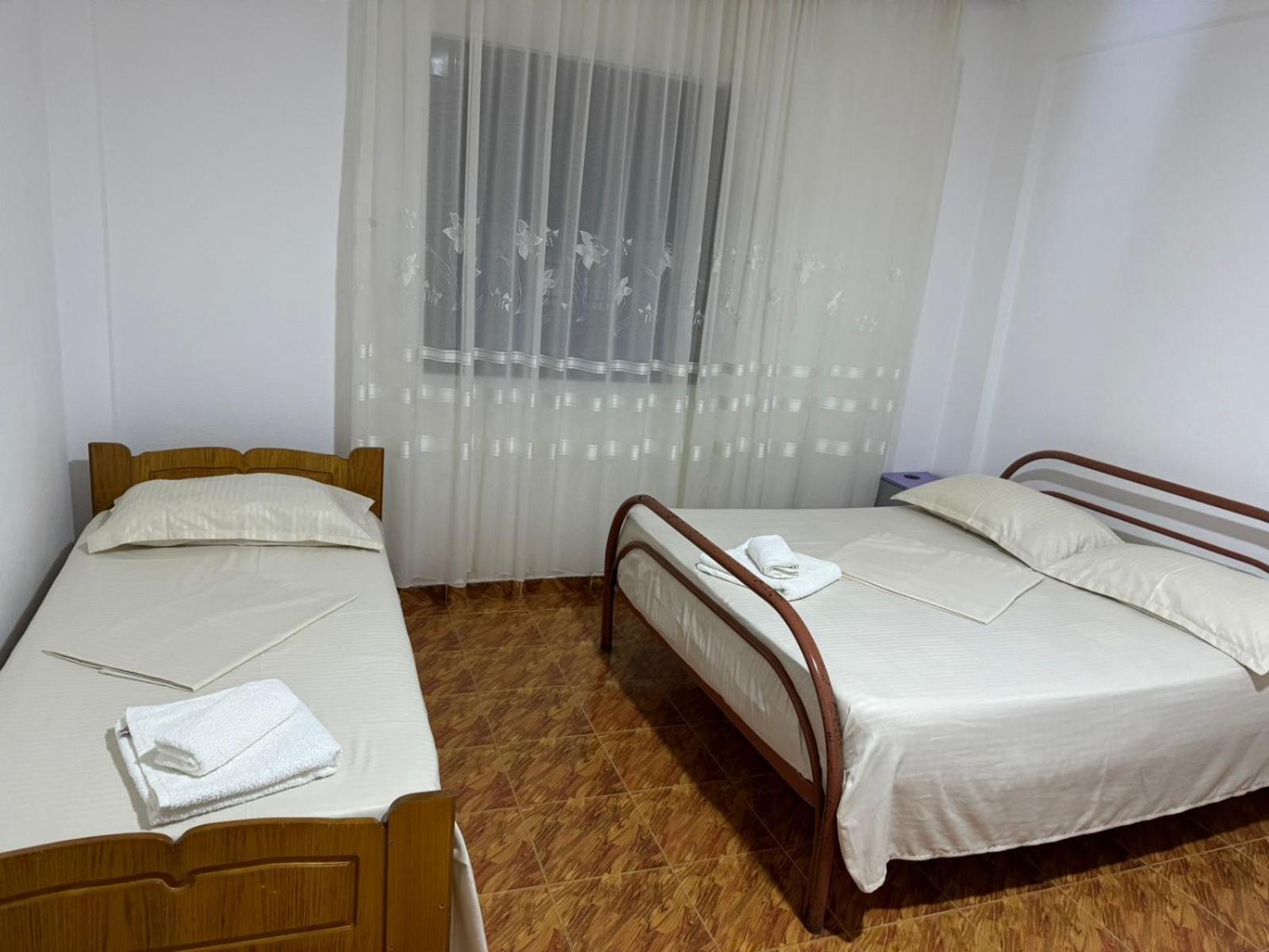 Melas Villa Durrës Zewnętrze zdjęcie