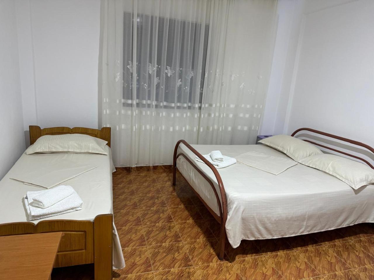 Melas Villa Durrës Zewnętrze zdjęcie